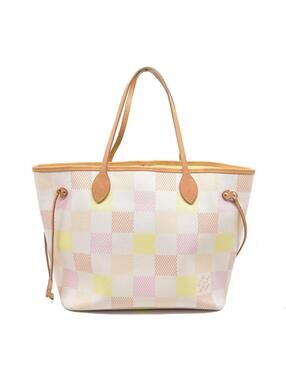 $2400 Louis Vuitton Damierlicious Neverfull MM
